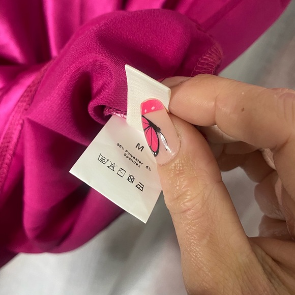 Hot Pink Cowl Neck Batwing Tee NWT Medium Statement - Picture 5 of 7